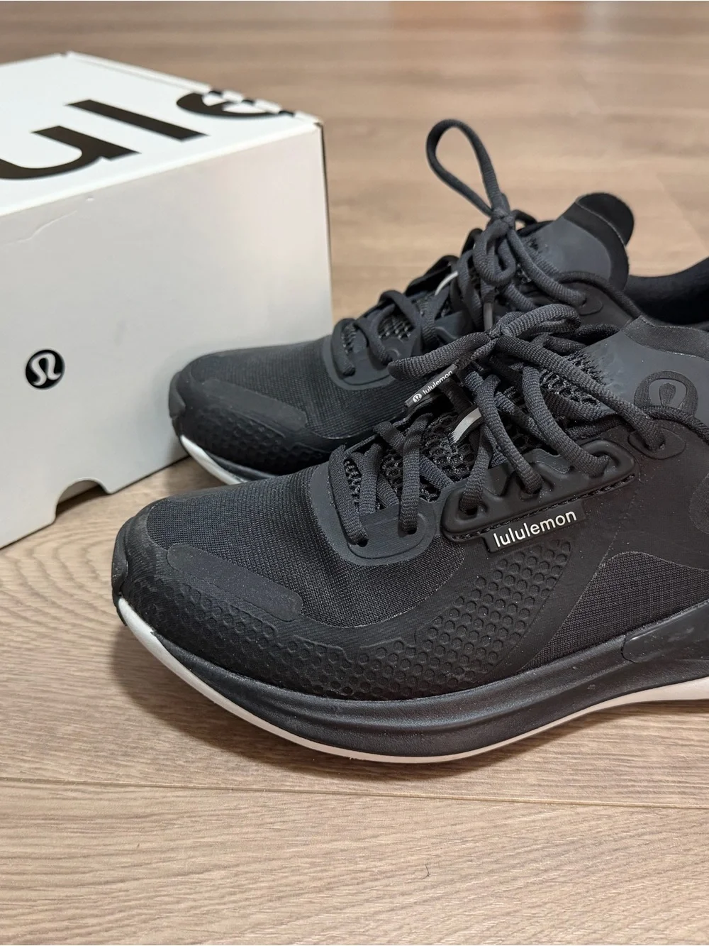 Lululemon Women’s BLISSFEEL TRAIL RUN Running Shoes Black
